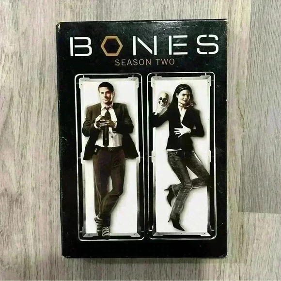 Bones: Season 2 Full DVD Set - Picture 1 of 5